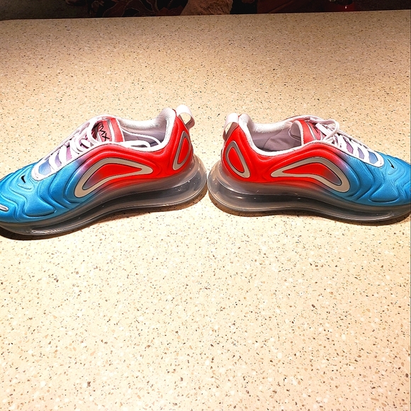 🆕️ Nike Air Max 720 'Pink Sea' 🌊 - Picture 9 of 16